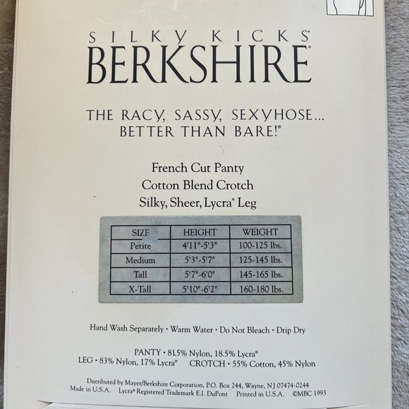 Pantyhose by Berkshire Silky Sheer Kicks control top French Cut Petite BK - Picture 3 of 3